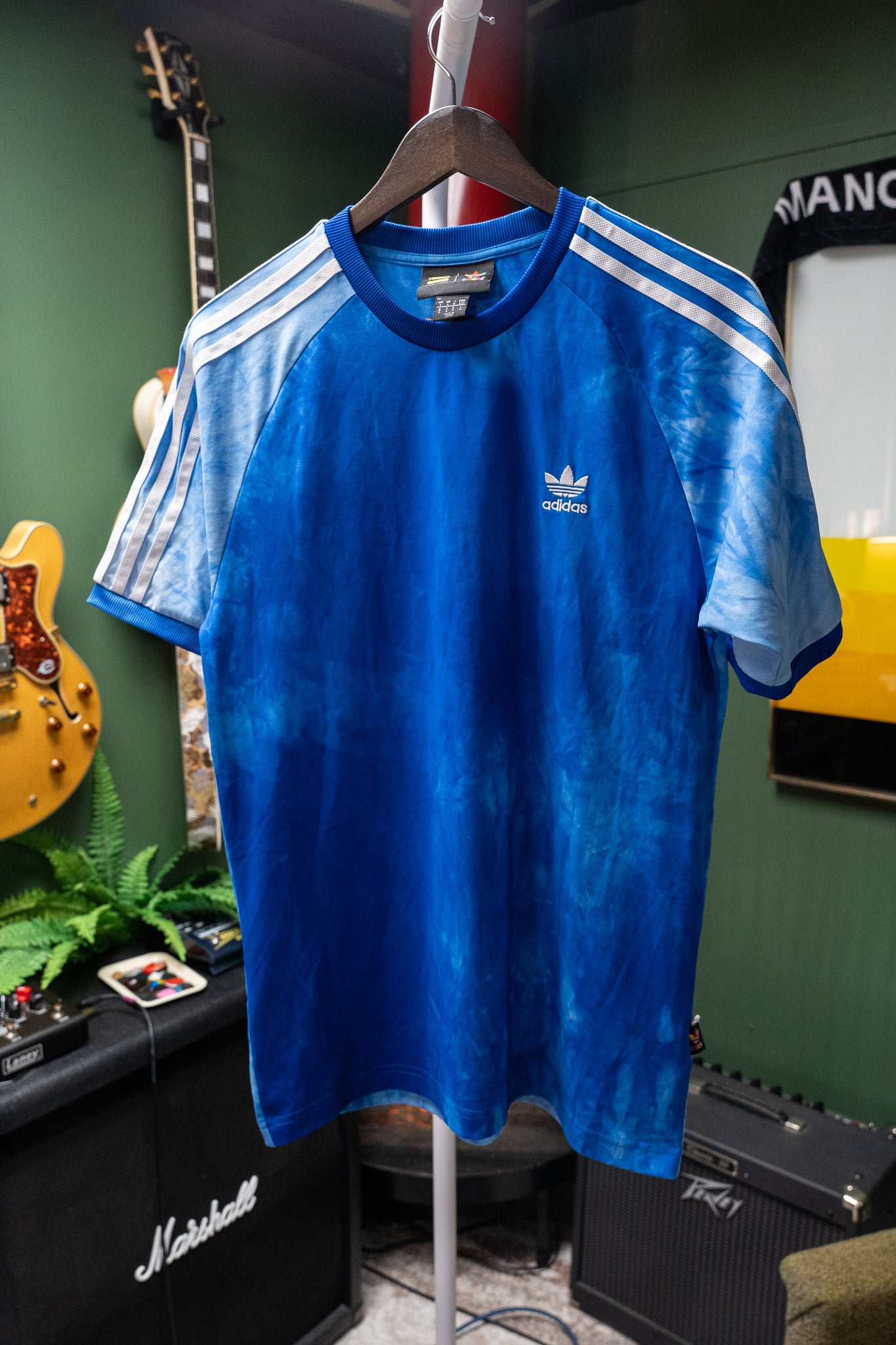 Adidas Originals x Pharrell Williams HU Holi T-Shirt – Blue Tie-Dye – Size S