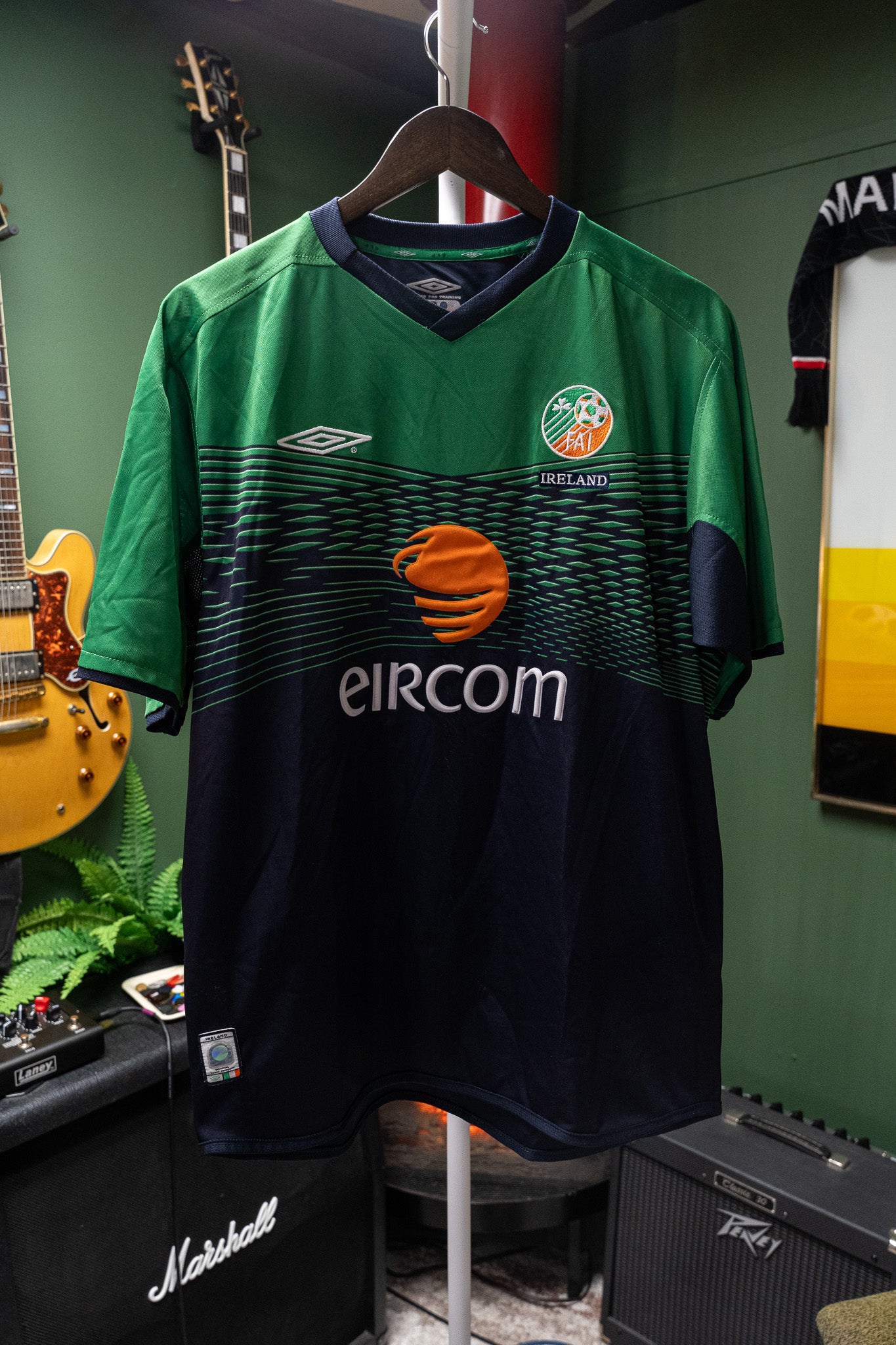 Vintage - Umbro Ireland FAI “Eircom” Jersey - Premier Pro Training Era (M)