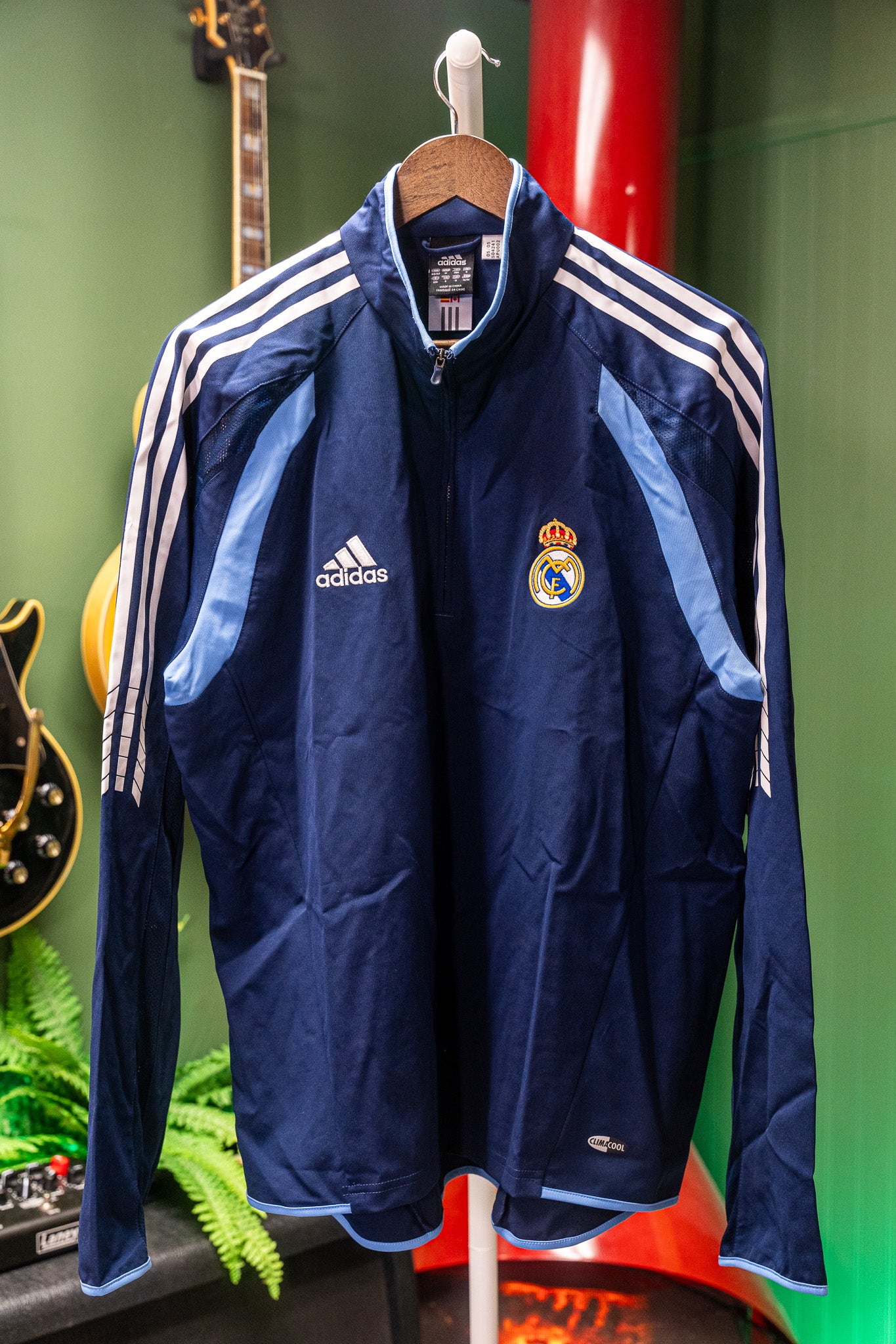 Vintage - Adidas 2005 Real Madrid Adidas ClimaCool Training Jacket (Navy/Light Blue) - Medium