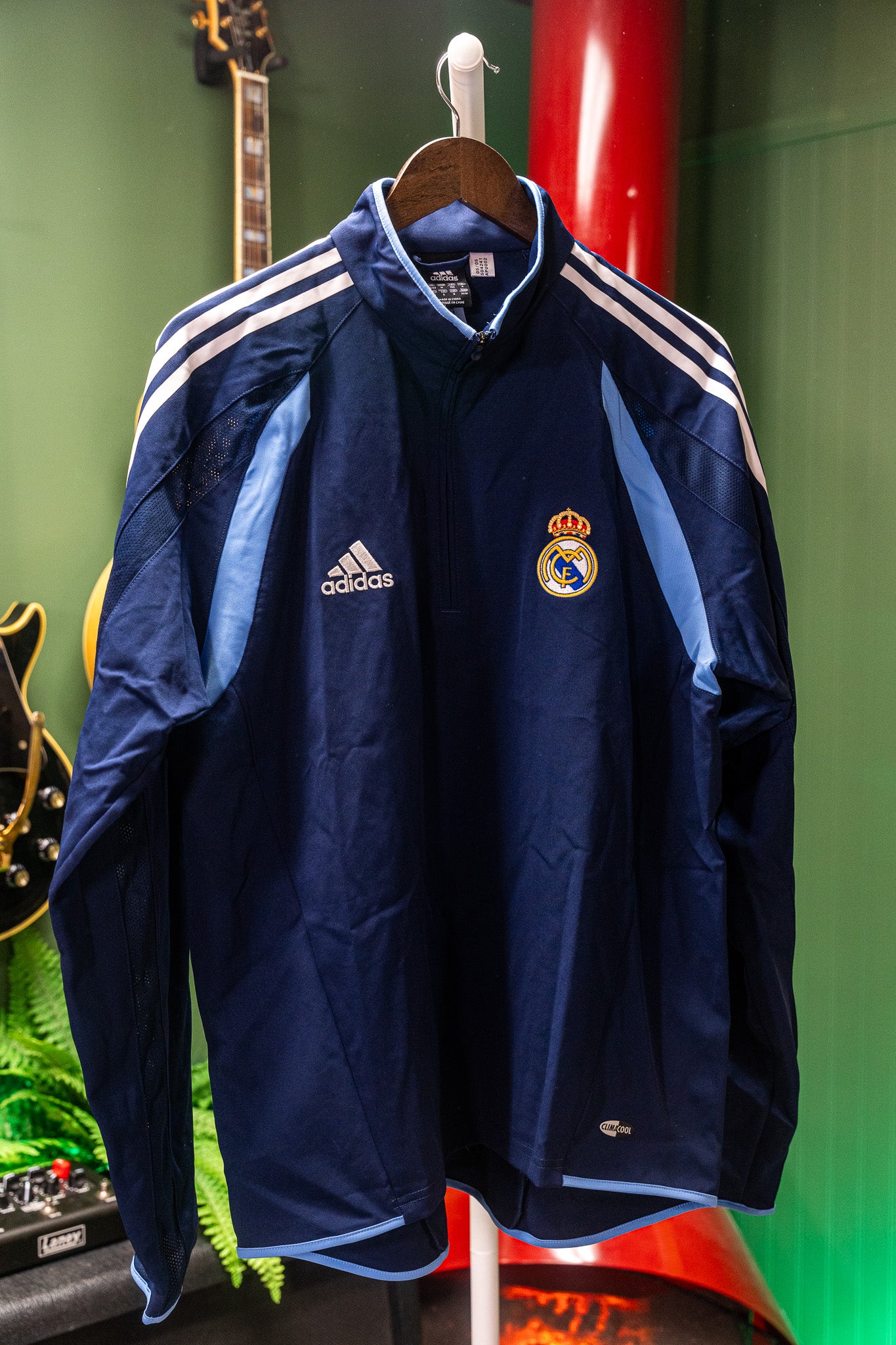 Vintage - Adidas 2005 Real Madrid Adidas ClimaCool Training Jacket (Navy/Light Blue) - Medium