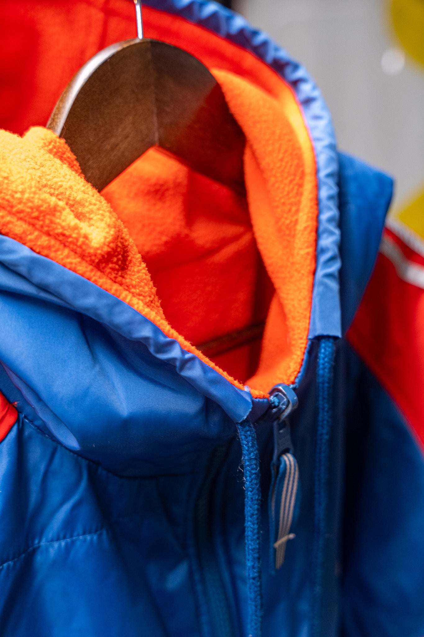 Vintage - Adidas Reversible Insulated Fleece Jacket – Blue/Red & Orange/Blue (Size L)