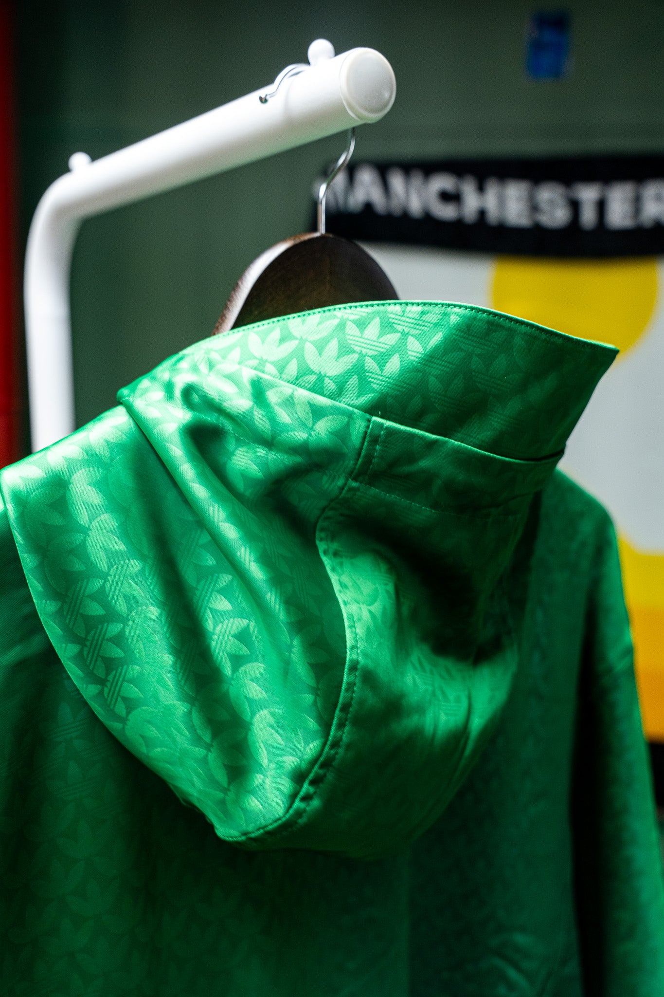 Adidas Originals - Adicolor Heritage Now Windbreaker - Green/Blue - Men's M